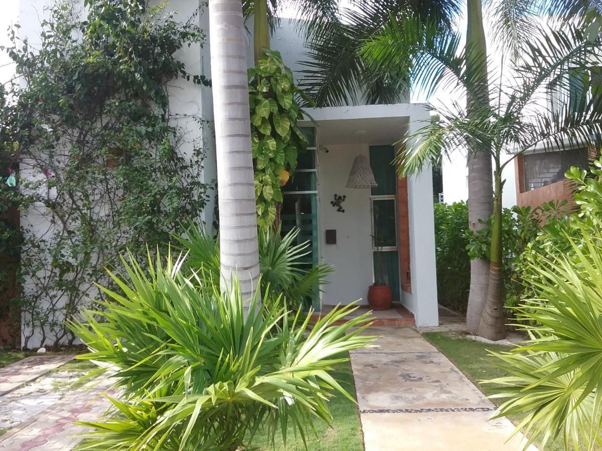 Bed and Breakfast Casa Rioja Playacar à Playa del Carmen Extérieur photo